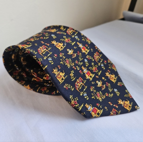 Salvatore Ferragamo mens navy blue and gold Elephant tie - Picture 5 of 10